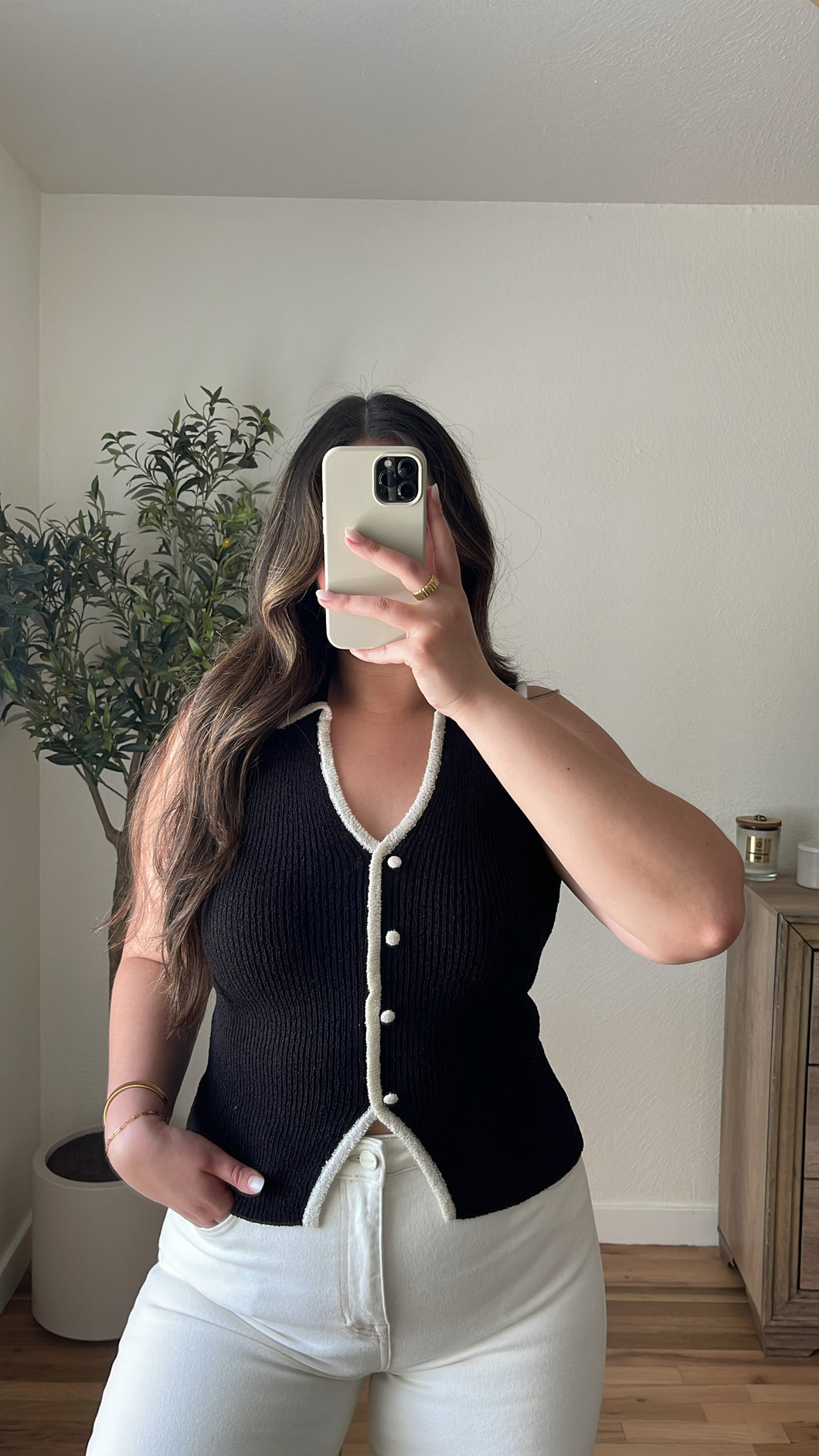 Carson Contrast Top Black