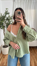 Load image into Gallery viewer, Holly Button Down - Green
