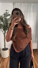 Load image into Gallery viewer, Kai Poncho
