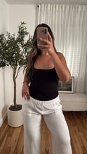 Load image into Gallery viewer, Bulit in Halter - Black
