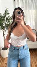 Load image into Gallery viewer, Elle Bralette - White

