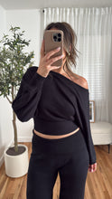 Load image into Gallery viewer, Willow Top - Black

