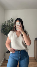 Load image into Gallery viewer, Noa Vest Oat
