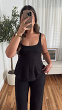 Load image into Gallery viewer, Clove Linen Top-Black
