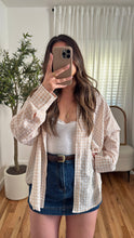 Load image into Gallery viewer, Holly Button Down - Beige
