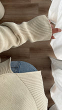 Load image into Gallery viewer, Melli Sweater Beige
