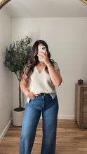 Load image into Gallery viewer, Noa Vest Oat

