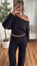 Load image into Gallery viewer, Willow Top - Black
