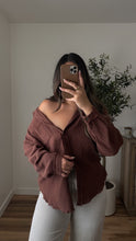 Load image into Gallery viewer, Reese Button Up Brown
