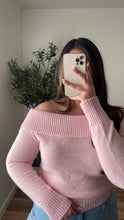 Load image into Gallery viewer, Abigail Off Shoulder
