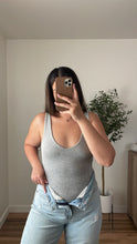 Load image into Gallery viewer, Aria Basic V-Neck (MULTIPLE COLORS)
