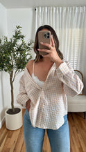 Load image into Gallery viewer, Holly Button Down - Beige
