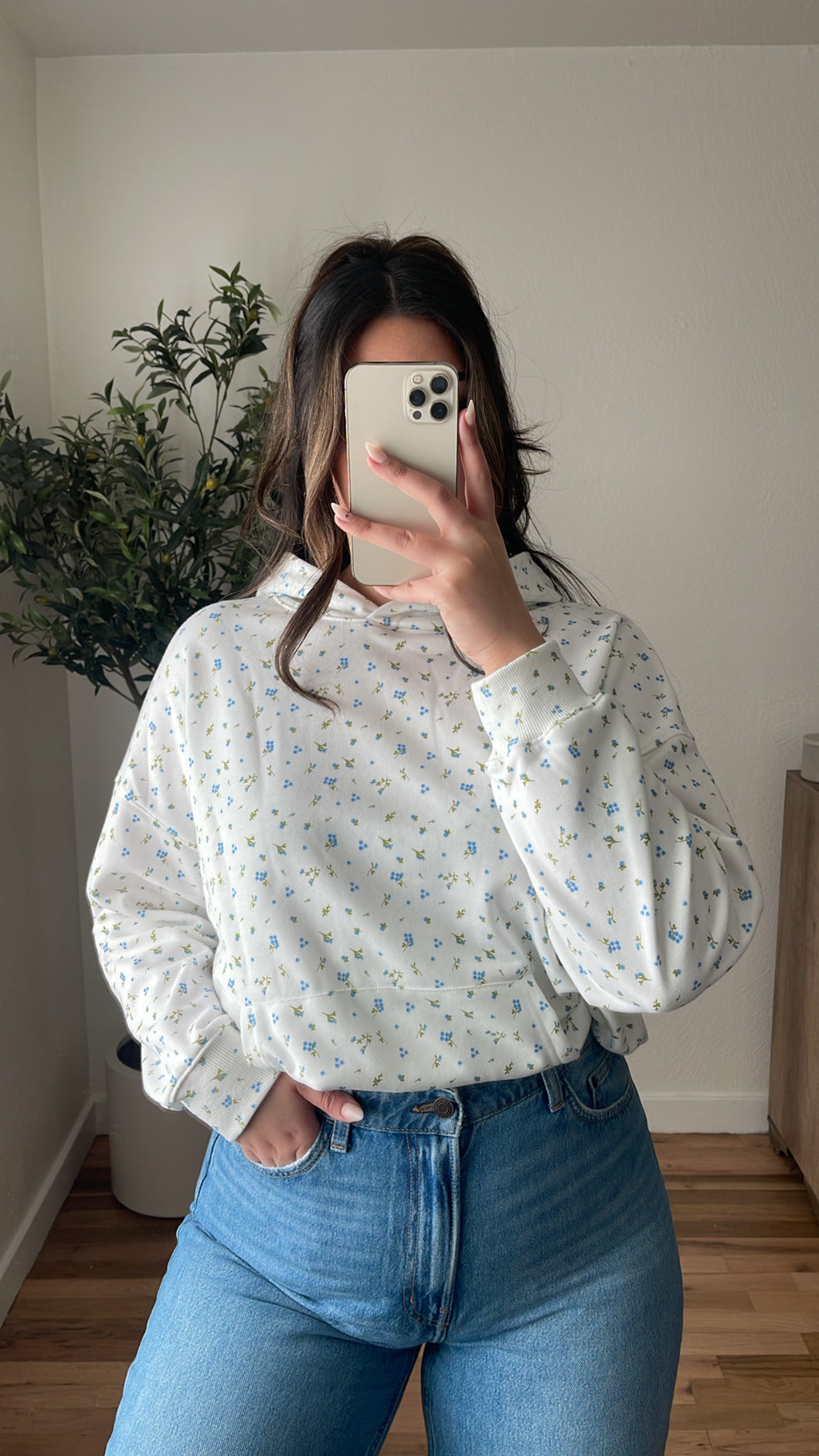 Dainty Flower Sweater
