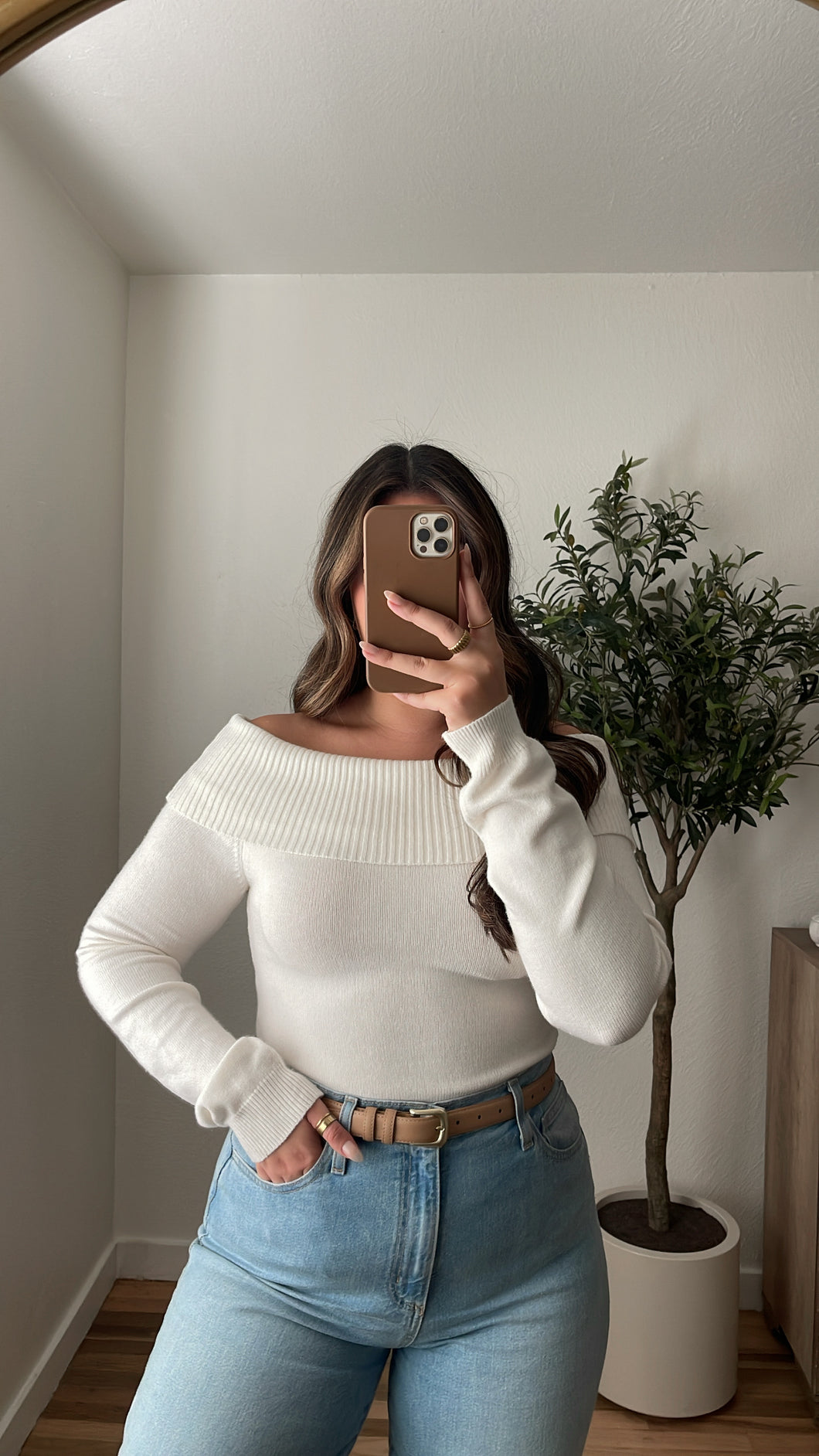 Harper Off Shoulder Ivory