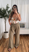 Load image into Gallery viewer, Olive Bottoms
