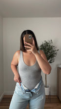 Load image into Gallery viewer, Aria Basic V-Neck (MULTIPLE COLORS)
