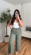 Load image into Gallery viewer, Juno Linen Pants Olive
