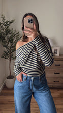 Load image into Gallery viewer, Jesse One Shoulder Top
