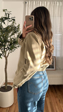 Load image into Gallery viewer, Ford Barn Jacket
