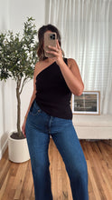 Load image into Gallery viewer, Kaia Top - Black
