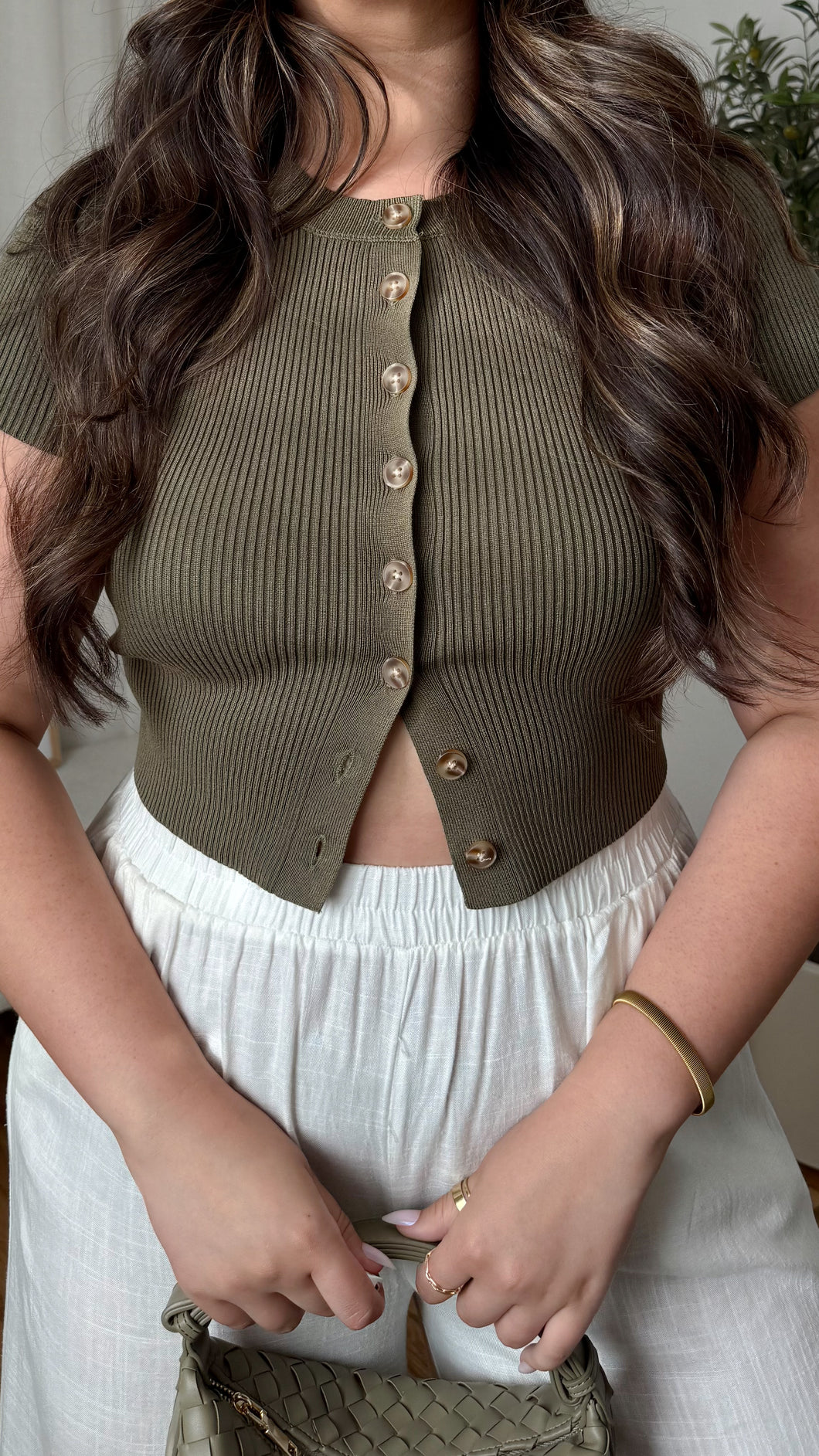 Ollie Button Crop