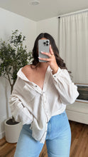 Load image into Gallery viewer, Reese Button Up Sand
