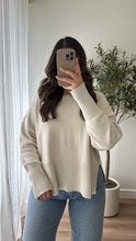 Load image into Gallery viewer, Melli Sweater Beige
