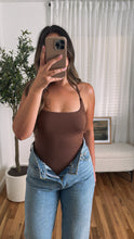 Load image into Gallery viewer, Bulit in Halter - Brown

