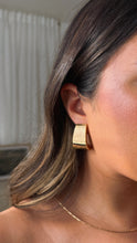 Load image into Gallery viewer, Elsie Earrings
