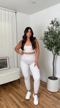Load image into Gallery viewer, Lou Leggings
