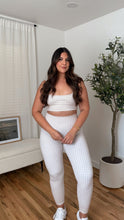 Load image into Gallery viewer, Lou Leggings
