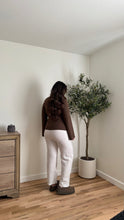 Load image into Gallery viewer, Collyns Cardigan Brown
