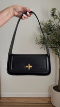 Load image into Gallery viewer, Tessa Shoulder Bag Black

