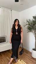 Load image into Gallery viewer, Isa Linen Skirt Black
