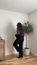 Load image into Gallery viewer, Logan Wide Leg Jeans
