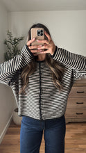 Load image into Gallery viewer, Robbie Cardigan - Black
