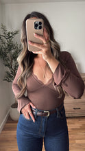Load image into Gallery viewer, Twyla Top - Brown
