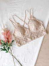 Load image into Gallery viewer, Flower Bralette Nude
